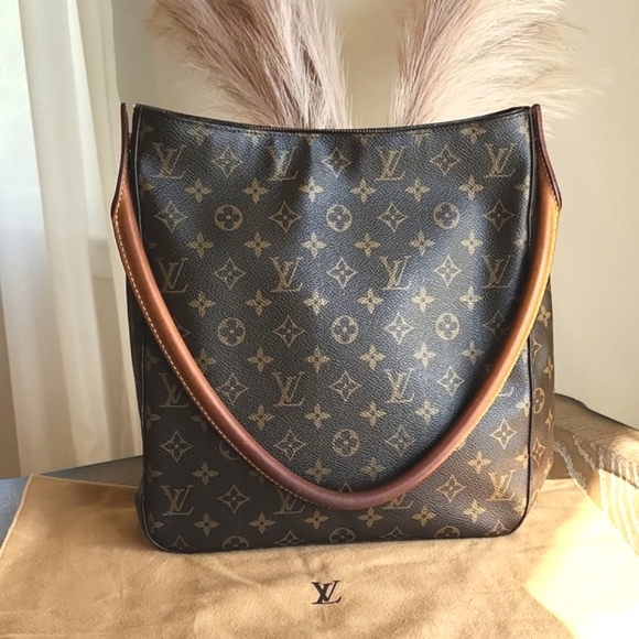 LOUIS VUITTON Monogram Looping GM Bag 2002 - Picture 3 of 17